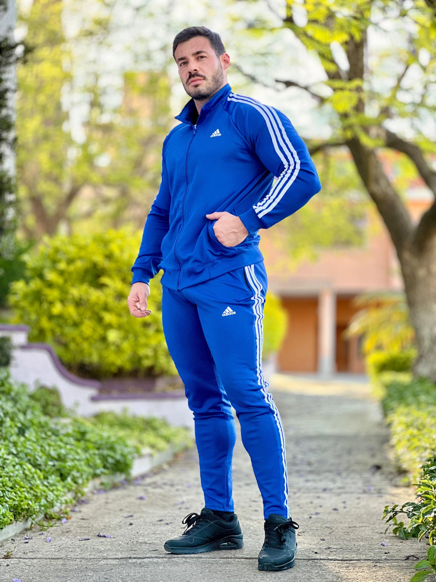 Conjunto Deportivo Para Hombre Lineas