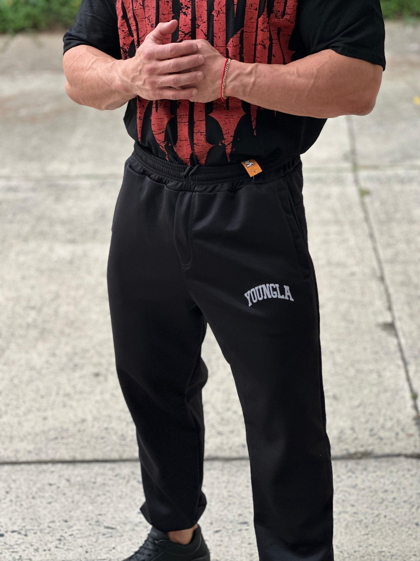 Jogger Youngla Letras