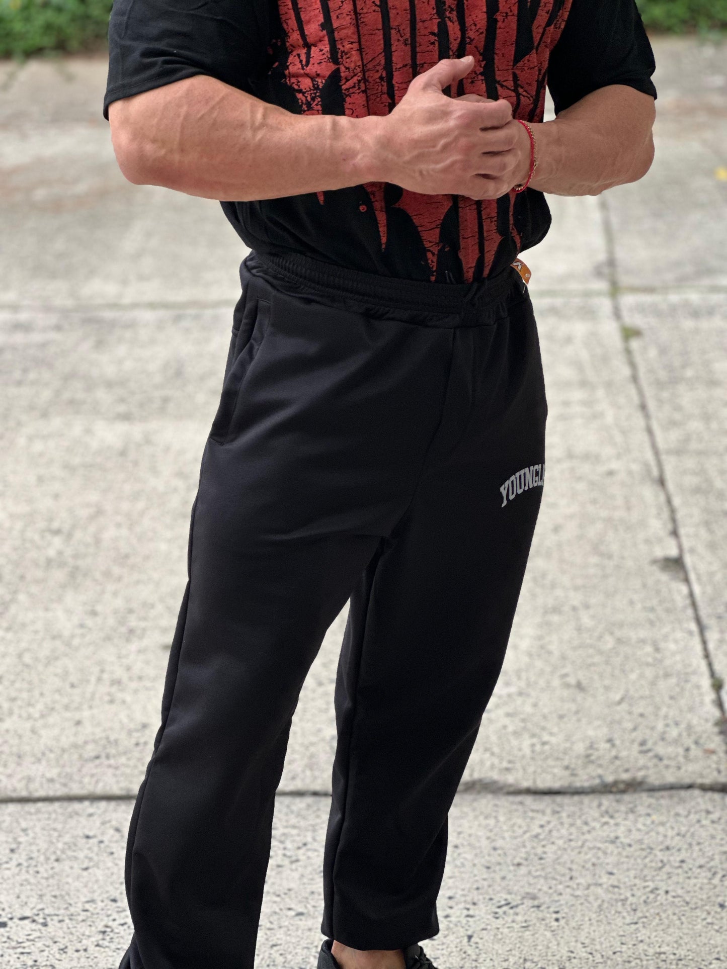 Jogger Youngla Letras