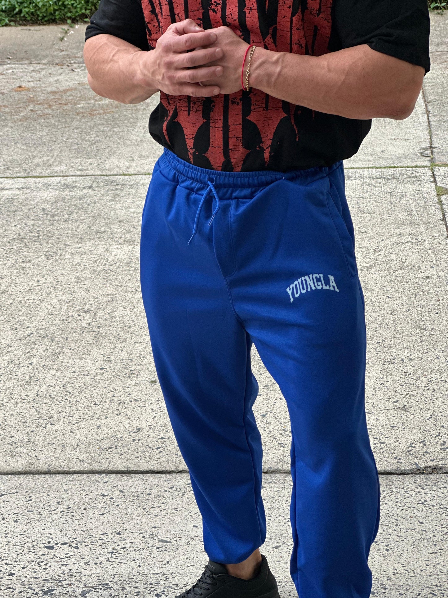 Jogger Youngla Letras