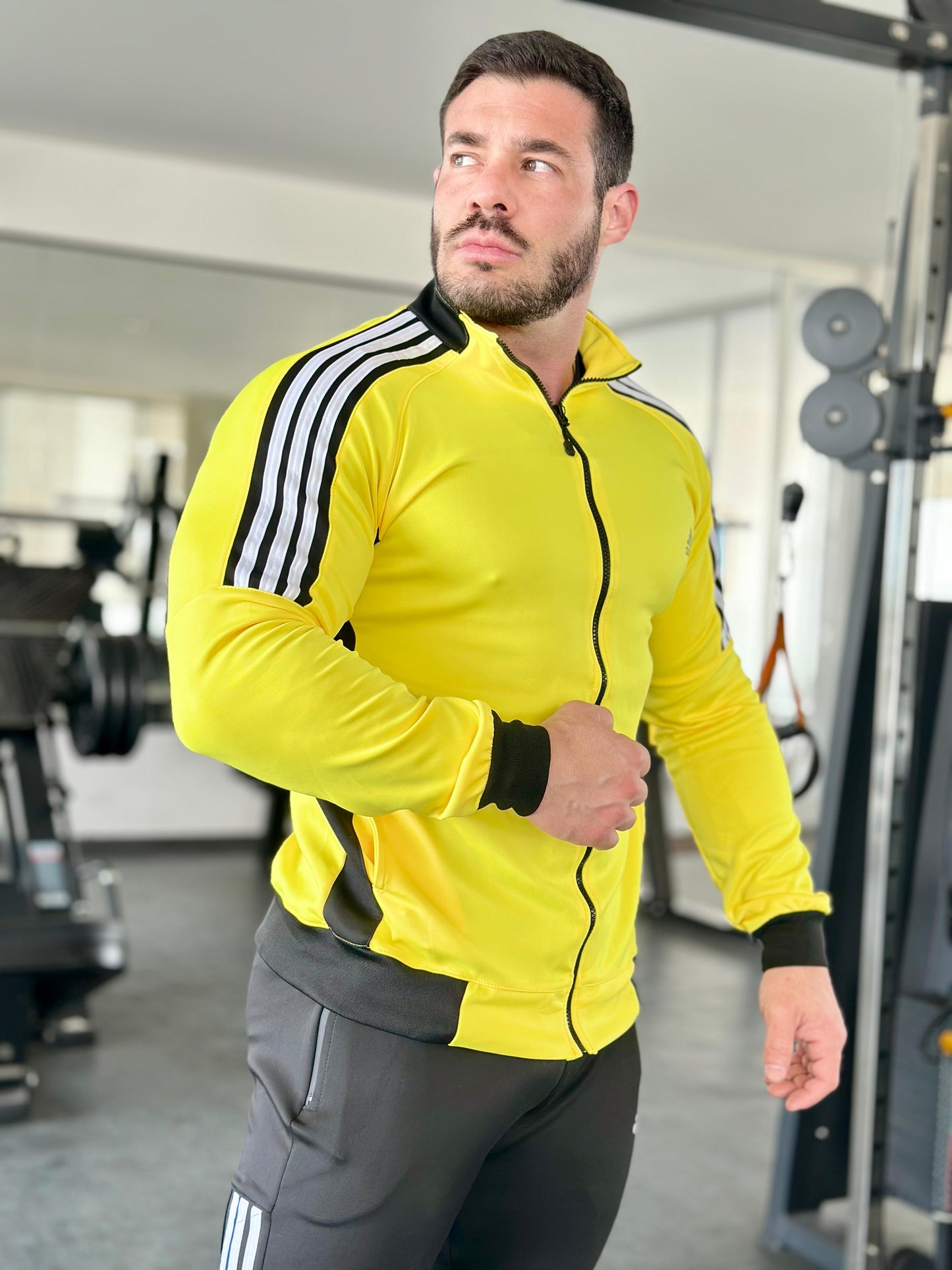 Conjunto Deportivo Adrian