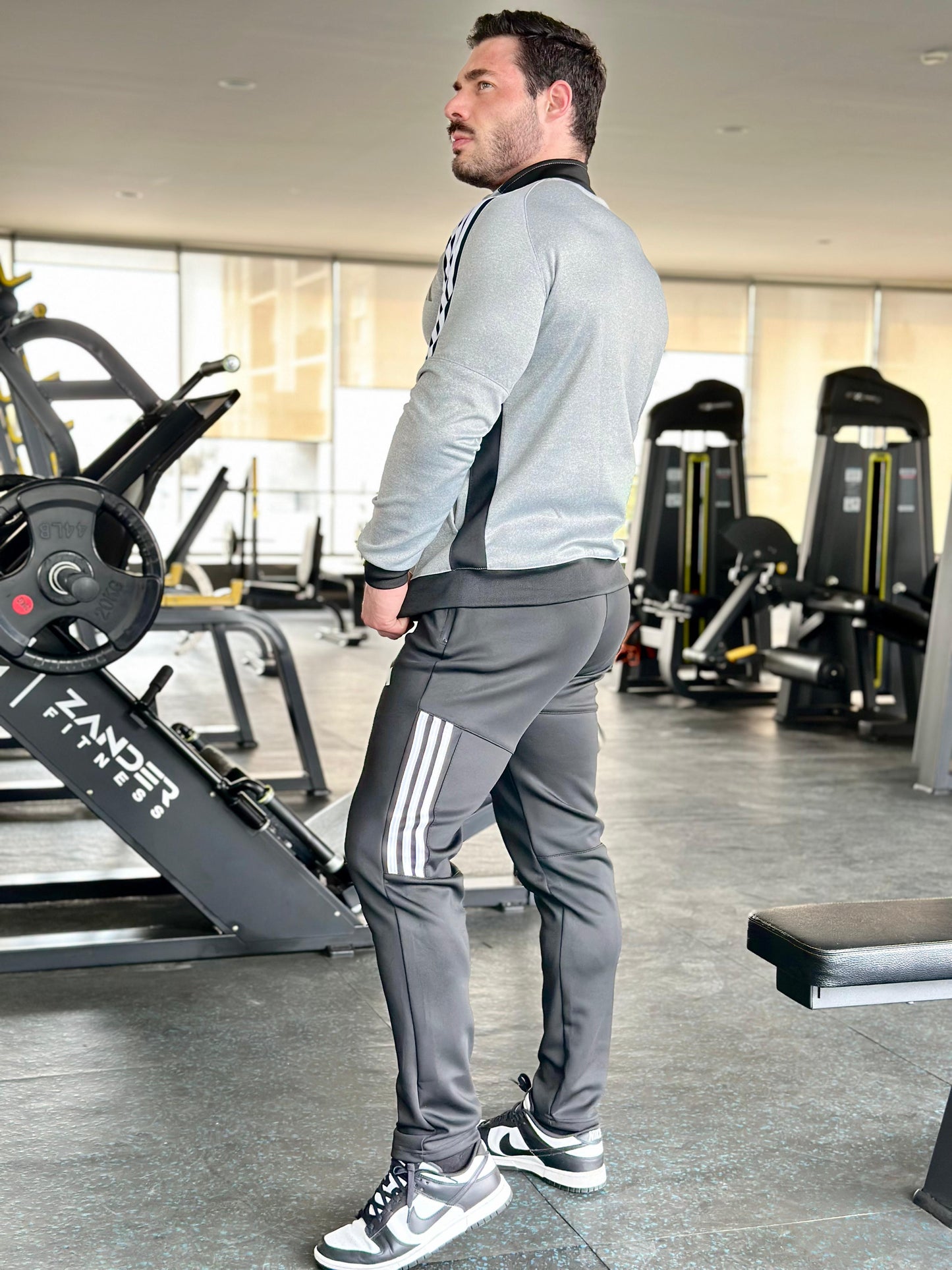 Conjunto Deportivo Adrian