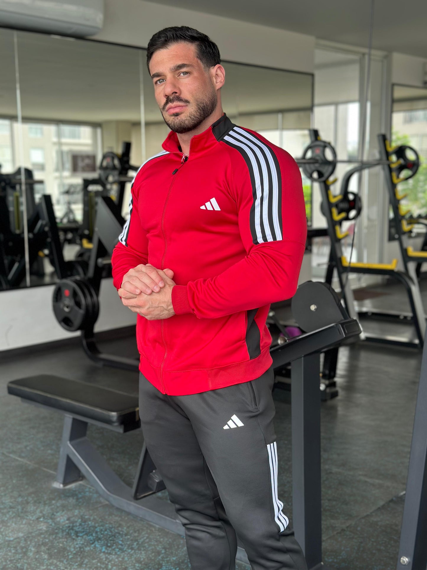 Conjunto Deportivo Adrian