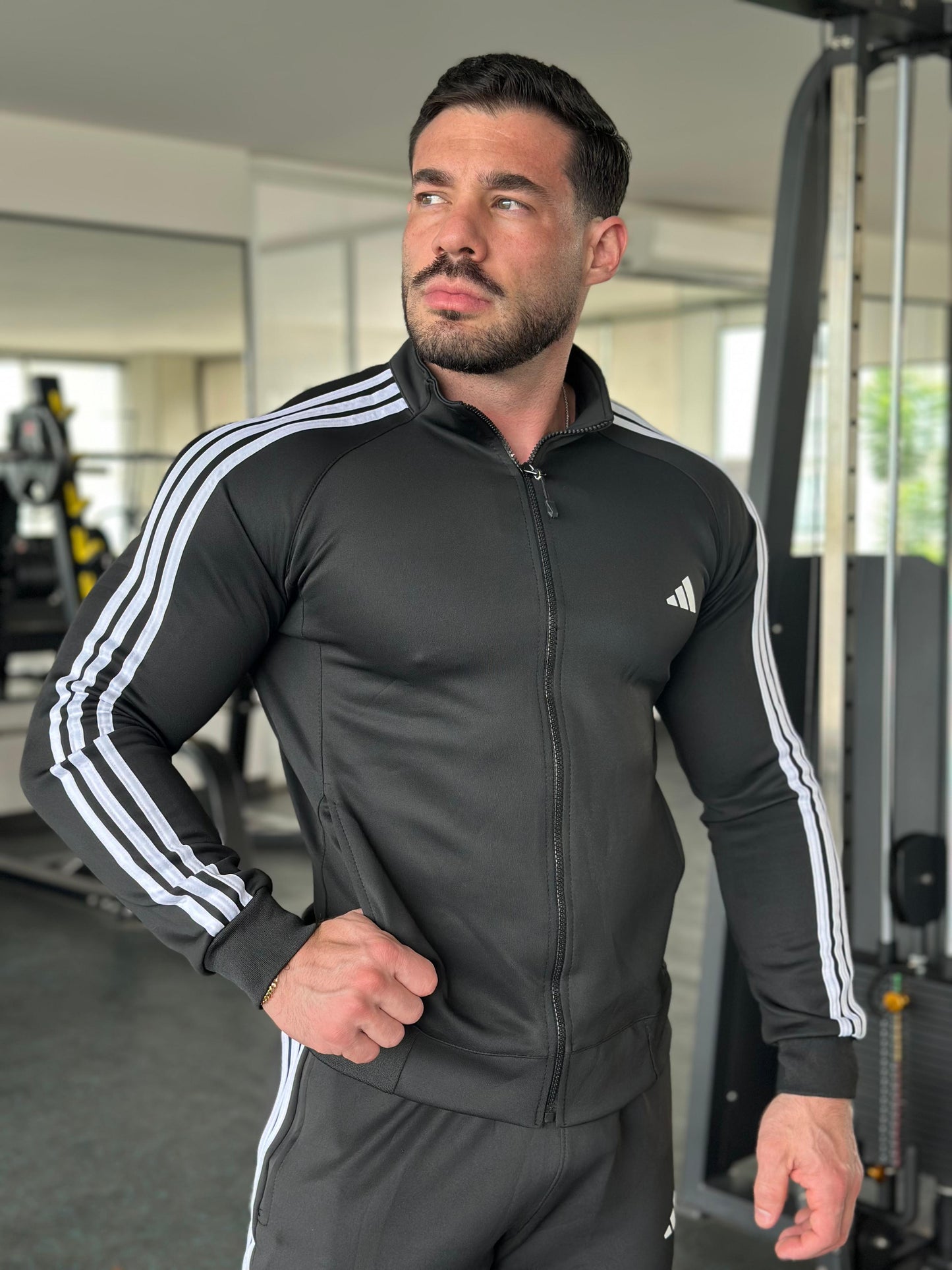Conjunto Deportivo Para Hombre Lineas