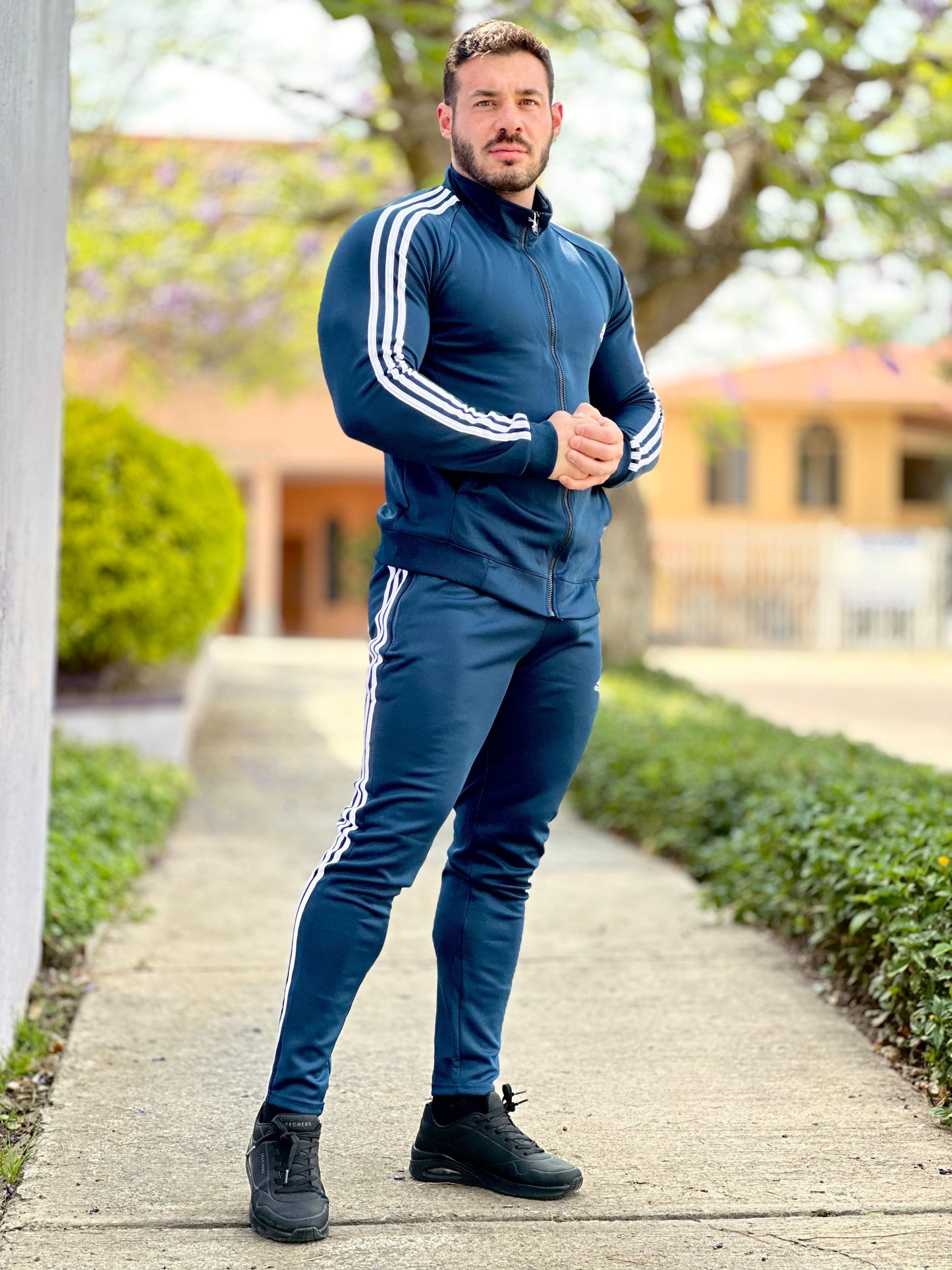 Conjunto Deportivo Para Hombre Lineas